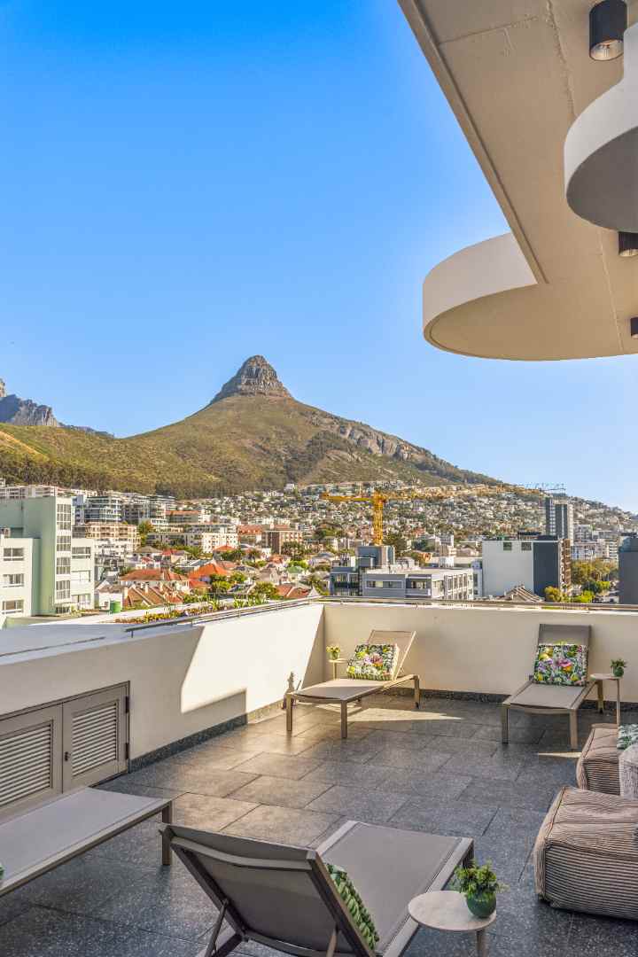 To Let 1 Bedroom Property for Rent in Sea Point Western Cape
